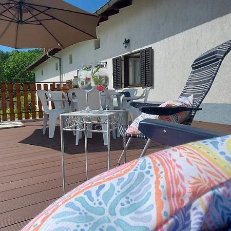 Apartma Pr' Ivani Miskorinovi Breginj Luaran gambar