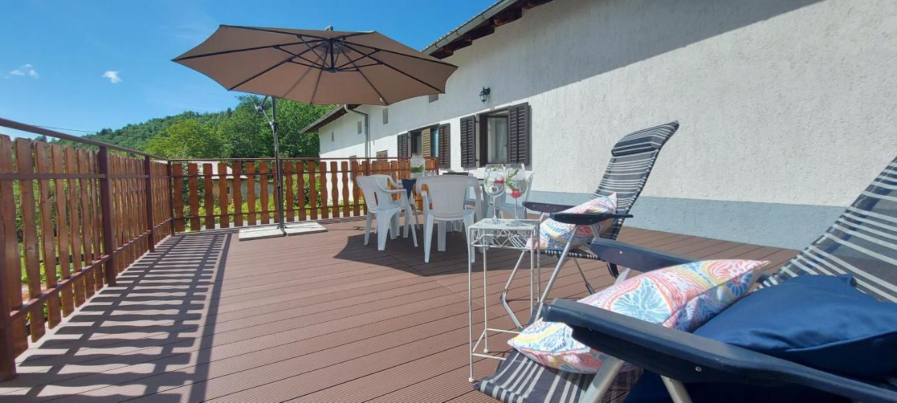 Apartma Pr' Ivani Miskorinovi Breginj Luaran gambar