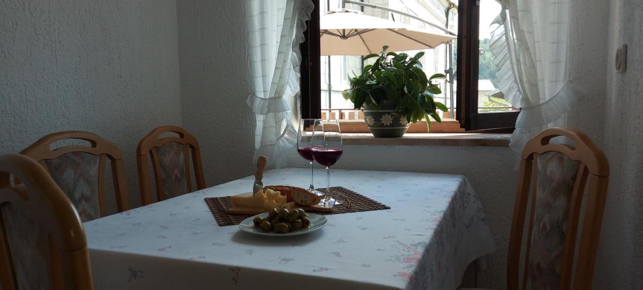 Apartma Pr' Ivani Miskorinovi Breginj Luaran gambar